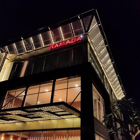 Hotel Ramada By Wyndham Yogyakarta Sleman  Exterior foto
