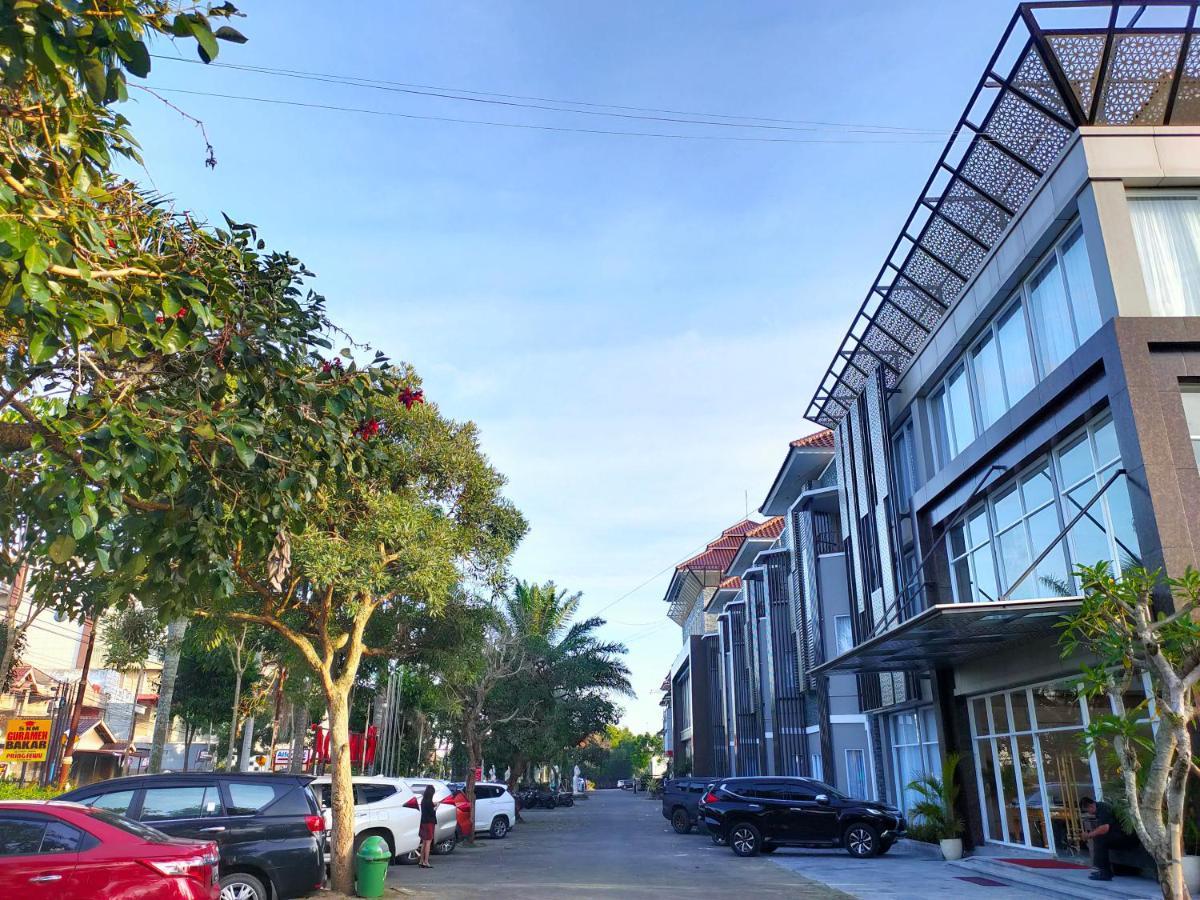 Hotel Ramada By Wyndham Yogyakarta Sleman  Exterior foto
